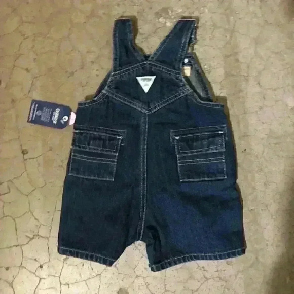 NWT OSHKOSH BLUE DENIM OVERALL SHORTS LABELED 6-9  MONTHS - Picture 4 of 5